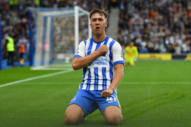 足球梦并不 足球梦并不