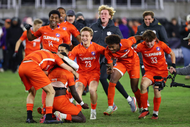 越常人的竞 越常人的竞